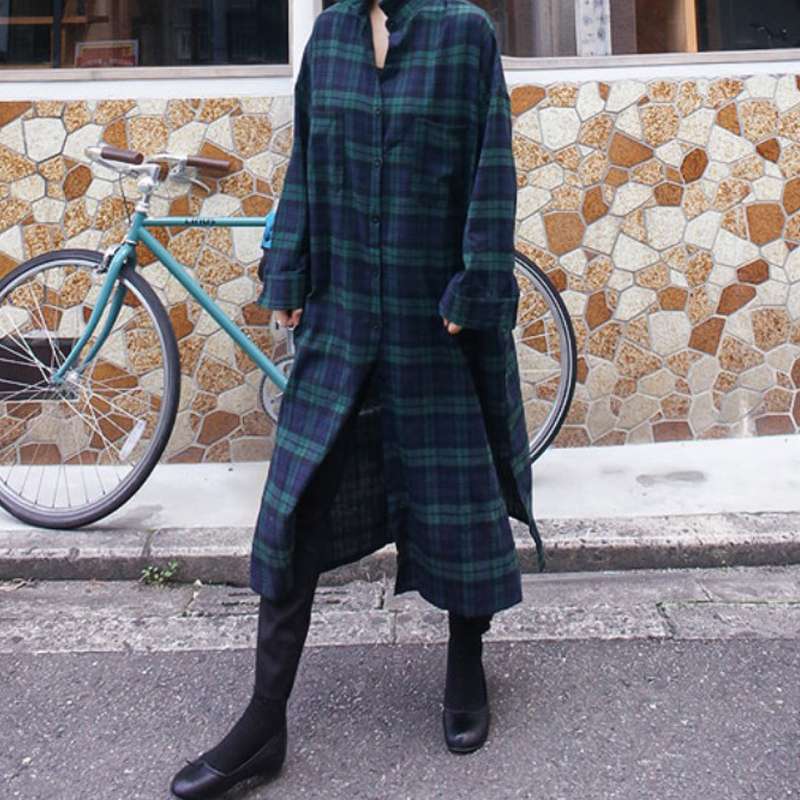 大きめ格子柄長袖シャツワンピース
