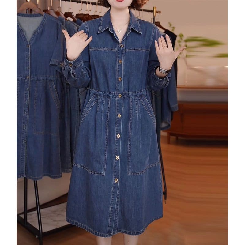 ゆったり着こなすデニムシャツワンピース