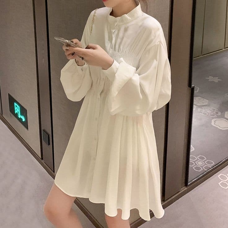 ゆったり袖の上品ギャザーシャツワンピース