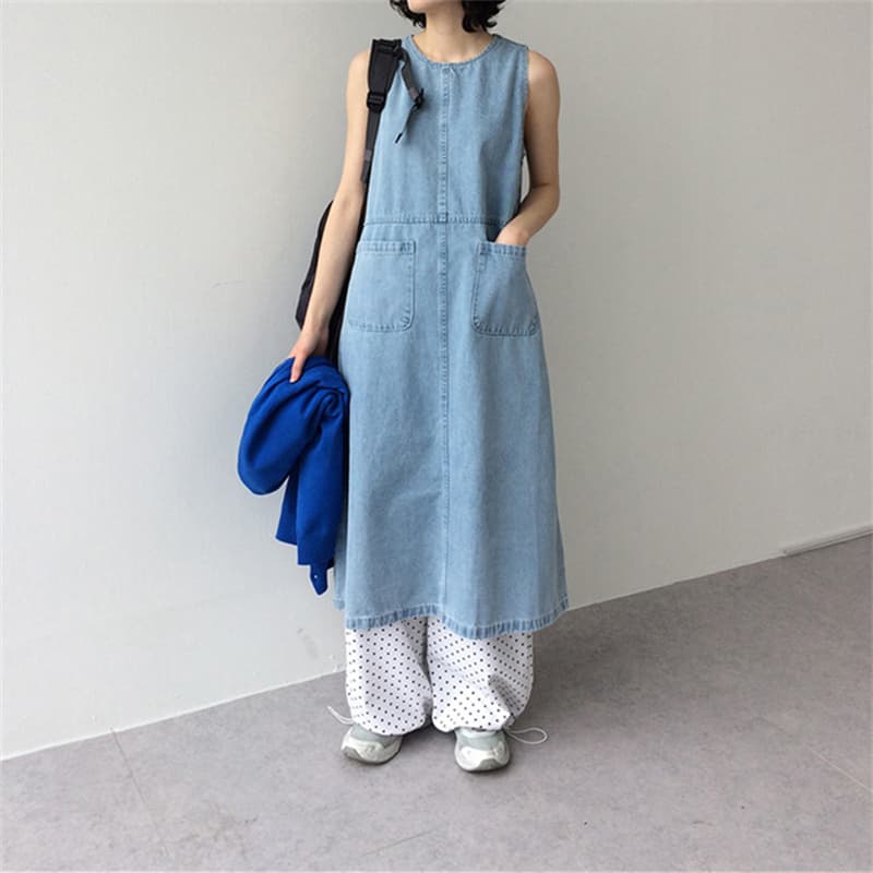 袖なしデニムシャツワンピース体型カバー